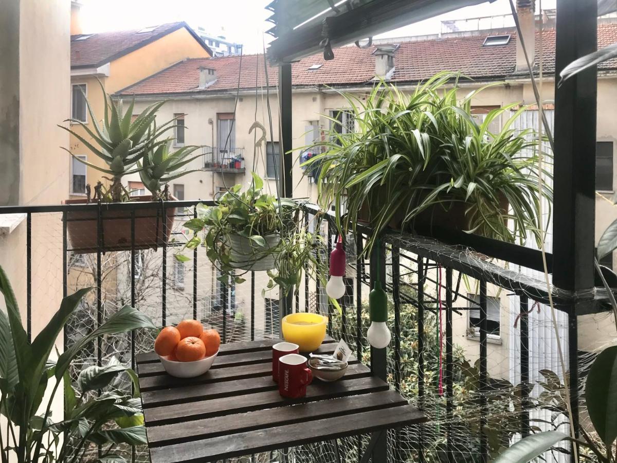 Апартаменты Pied A Terre Sant'Agostino Милан Экстерьер фото