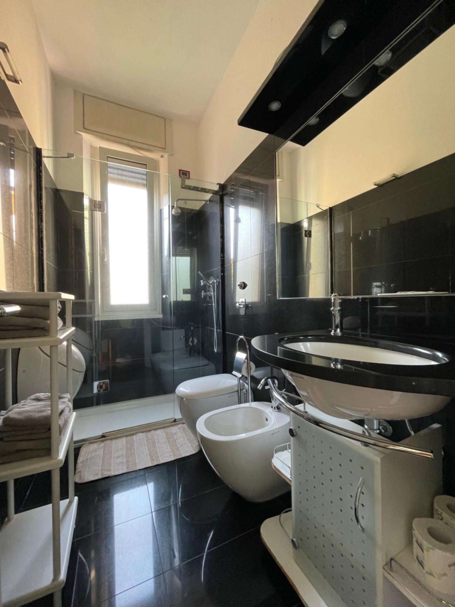 Апартаменты Pied A Terre Sant'Agostino Милан Экстерьер фото